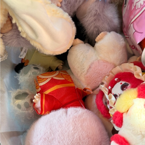Plush Toy Collection - Picture 2 of 4